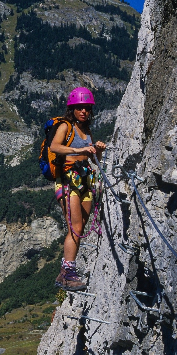 Jeune ado ViaFerrata colo printemps Sensations.